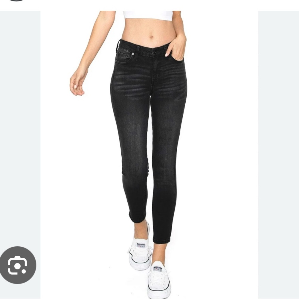 Kendall & Kylie Black Skinny Jeans, high rise, size 3